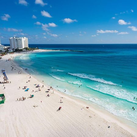 2 Story Oceanfront Penthouses On Cancun Beach! Esterno foto