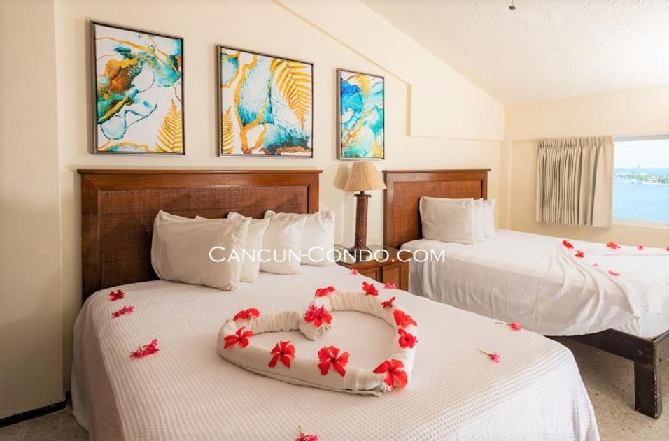 2 Story Oceanfront Penthouses On Cancun Beach! Esterno foto