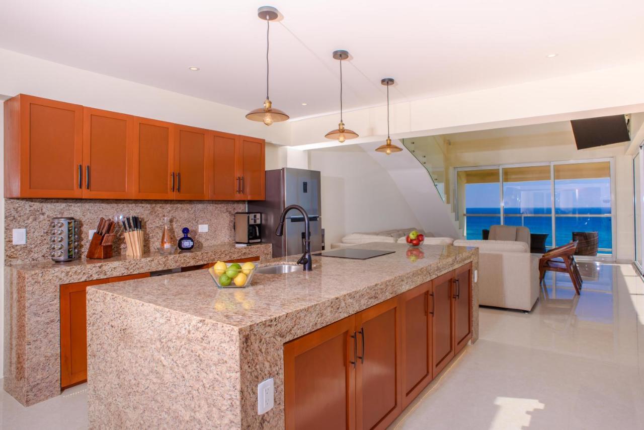 2 Story Oceanfront Penthouses On Cancun Beach! Esterno foto