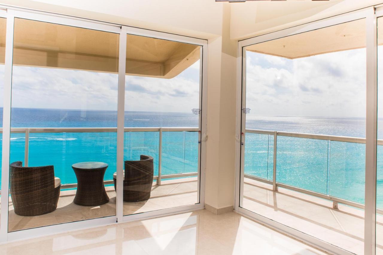 2 Story Oceanfront Penthouses On Cancun Beach! Esterno foto